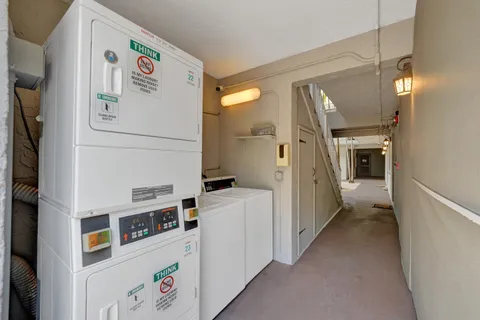 $310,000 | 510 Northeast 17th Avenue, Unit 103, Fort Lauderdale, FL 33301