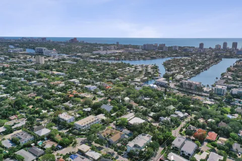 $310,000 | 510 Northeast 17th Avenue, Unit 103, Fort Lauderdale, FL 33301