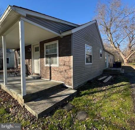 2389 White Oak Road Dover, DE 19901 - Photo 2 of 25 a view of a house with backyard and porch