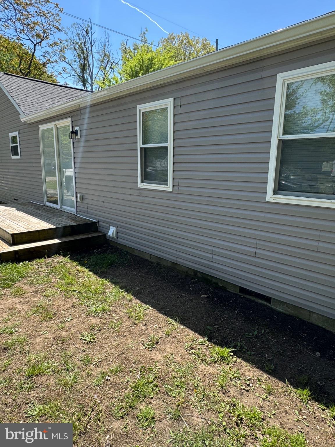 2389 White Oak Road Dover, DE 19901 - Photo 5 of 34 a view of a backyard of the house