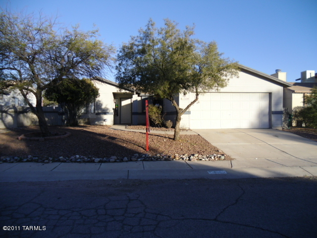 5580 North Baybrook Road Tucson, AZ 85741 - Photo 1 of 21