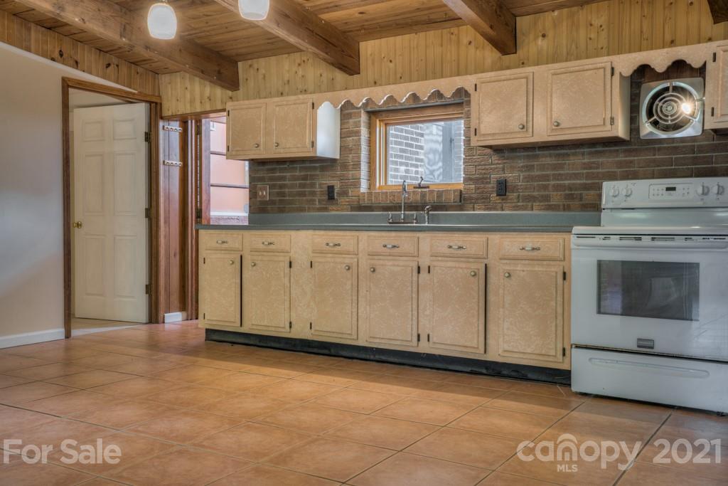 43 Don Felmet Road Leicester, NC 28748 - Photo 15 of 38 Gallery Image 15