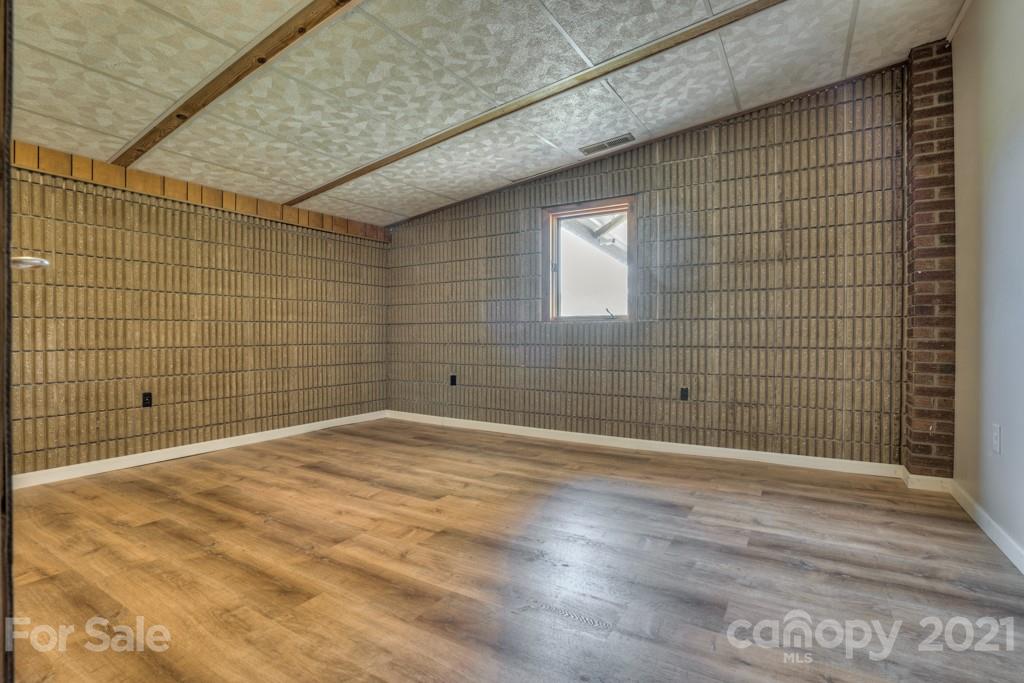 43 Don Felmet Road Leicester, NC 28748 - Photo 18 of 38 Gallery Image 18