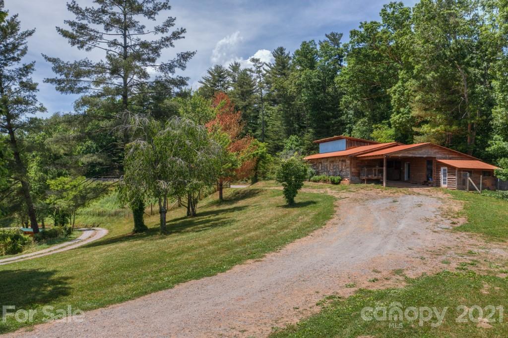 43 Don Felmet Road Leicester, NC 28748 - Photo 31 of 38 Gallery Image 31