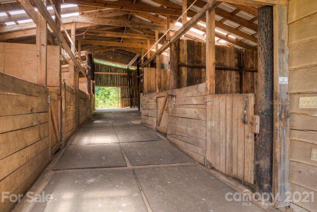 43 Don Felmet Road Leicester, NC 28748 - Photo 34 of 38 Gallery Image 34