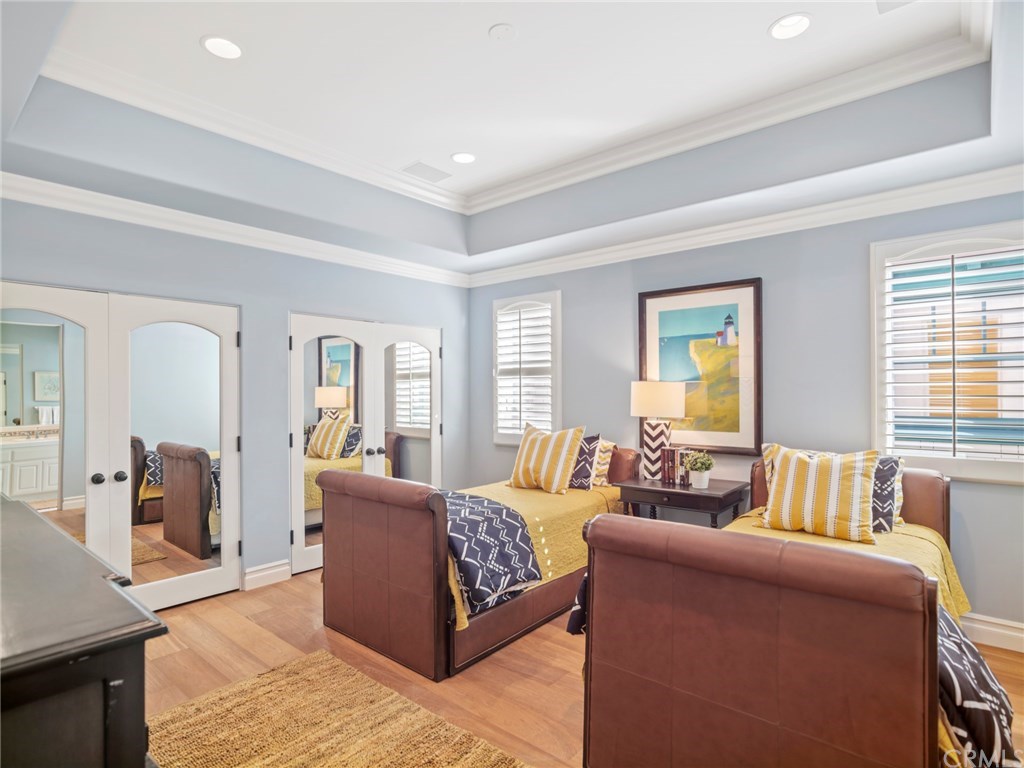 930 West Oceanfront Newport Beach, CA 92661 - Photo 20 of 26