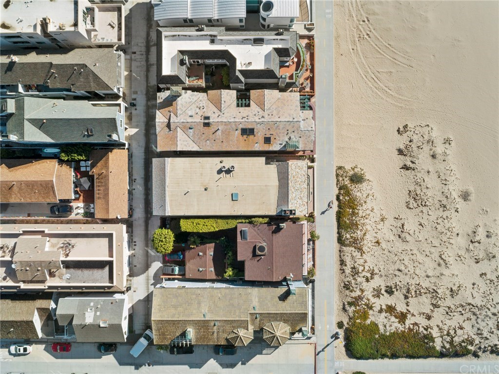 930 West Oceanfront Newport Beach, CA 92661 - Photo 24 of 26