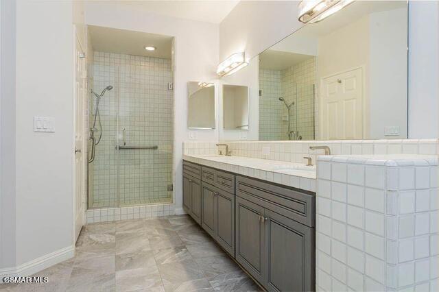 4338 Redwood Avenue, Unit B313 Marina del Rey, CA 90292 - Photo 4 of 20