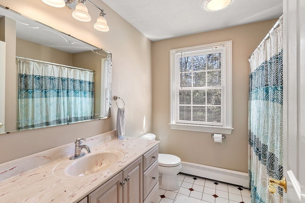 76 Paul Road Hanover, MA 02339 - Photo 16 of 38