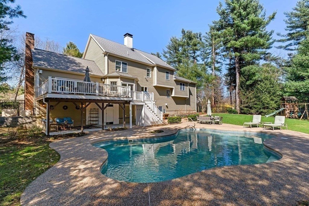 76 Paul Road Hanover, MA 02339 - Photo 28 of 38