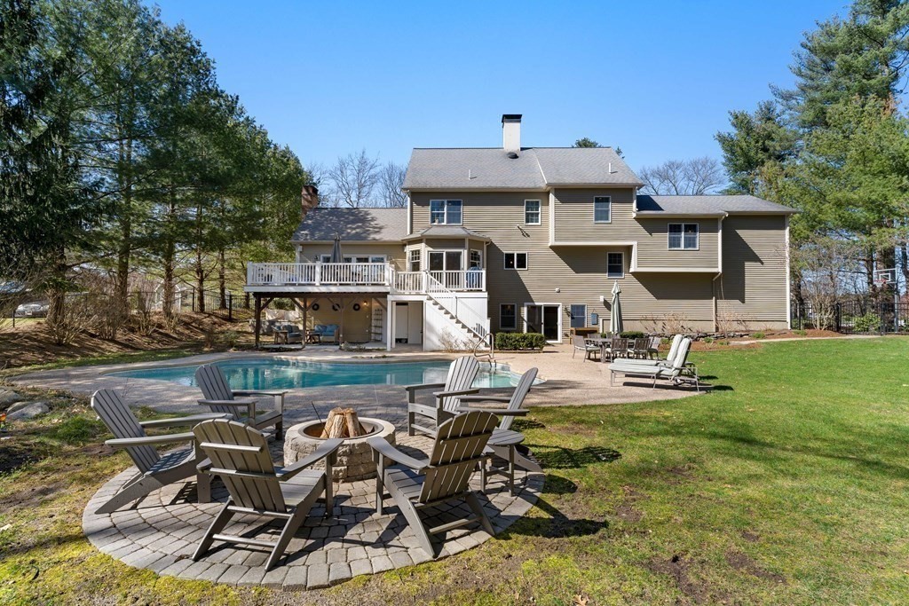 76 Paul Road Hanover, MA 02339 - Photo 29 of 38