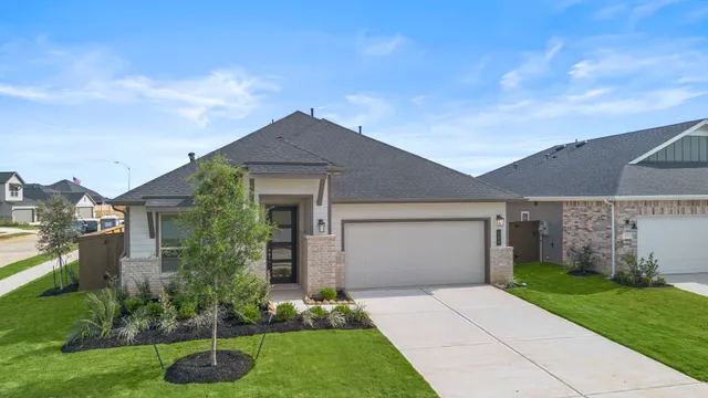 $393,000 | 124 Coastal Pr Drive, Hempstead, TX 77445