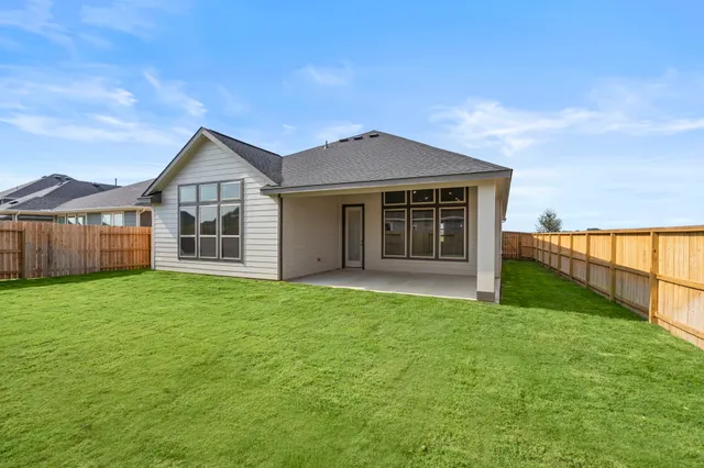 $393,000 | 124 Coastal Pr Drive, Hempstead, TX 77445