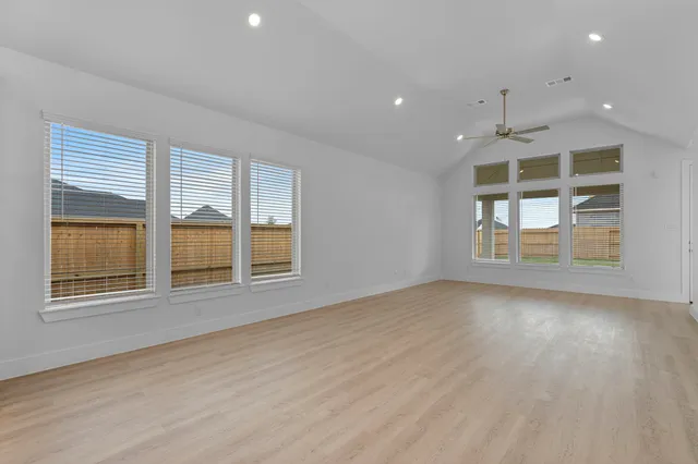 $393,000 | 124 Coastal Pr Drive, Hempstead, TX 77445