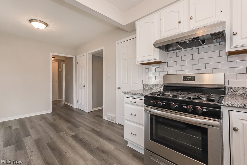 27834 Knickerbocker Road Bay Village, OH 44140 - Photo 10 of 23 Gallery Image 10