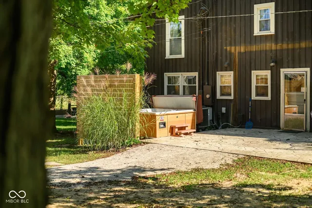 $1,575,000 | 3016 Hoover Road, Nashville, IN 47448