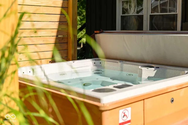 $1,575,000 | 3016 Hoover Road, Nashville, IN 47448