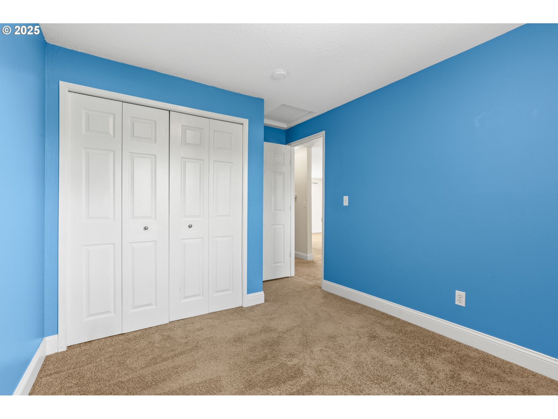 4867 Southwest Taylors Ferry Road Portland, OR 97219 - Photo 25 of 47 Gallery Image 25