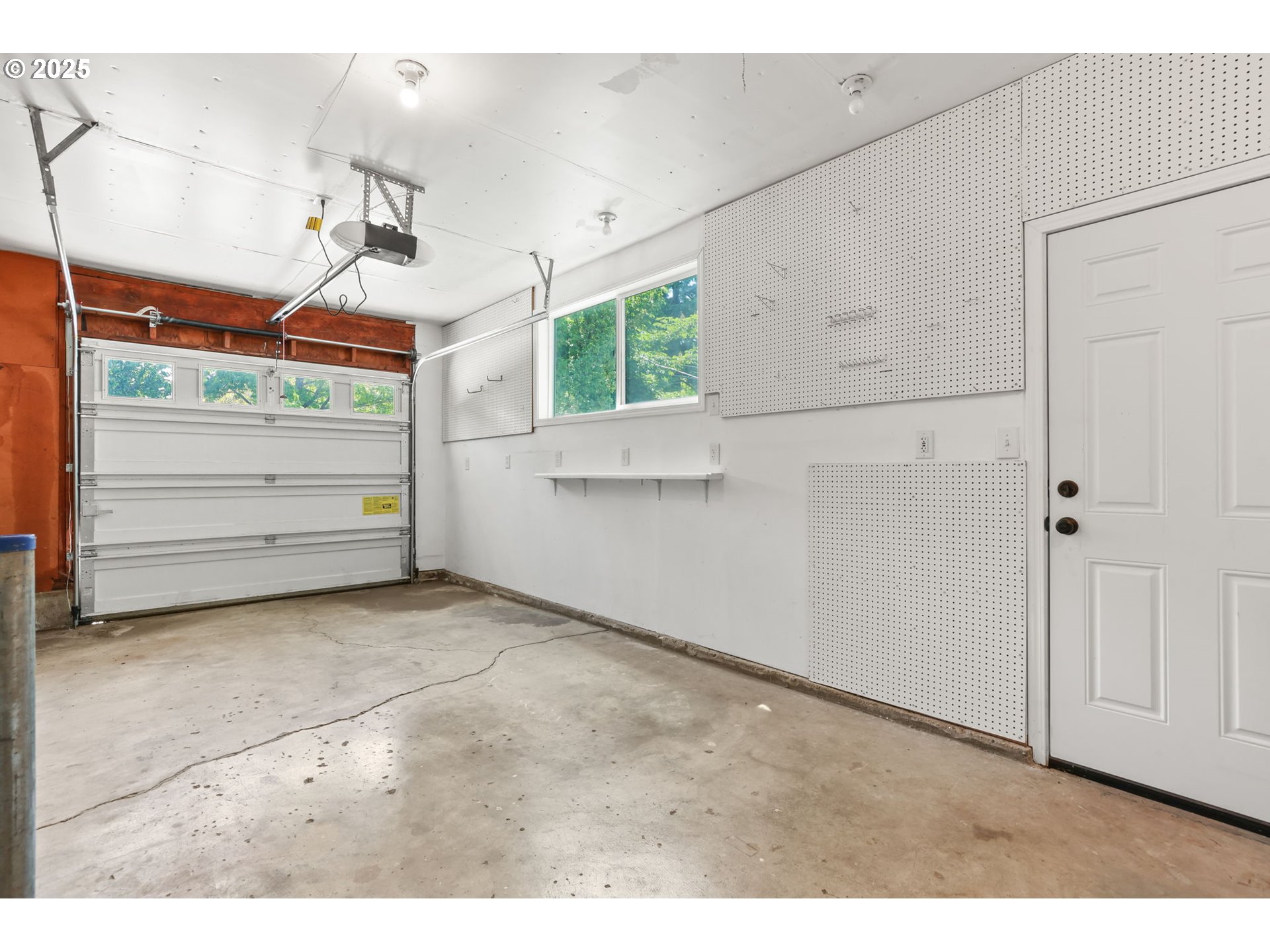 4867 Southwest Taylors Ferry Road Portland, OR 97219 - Photo 28 of 47 Gallery Image 28