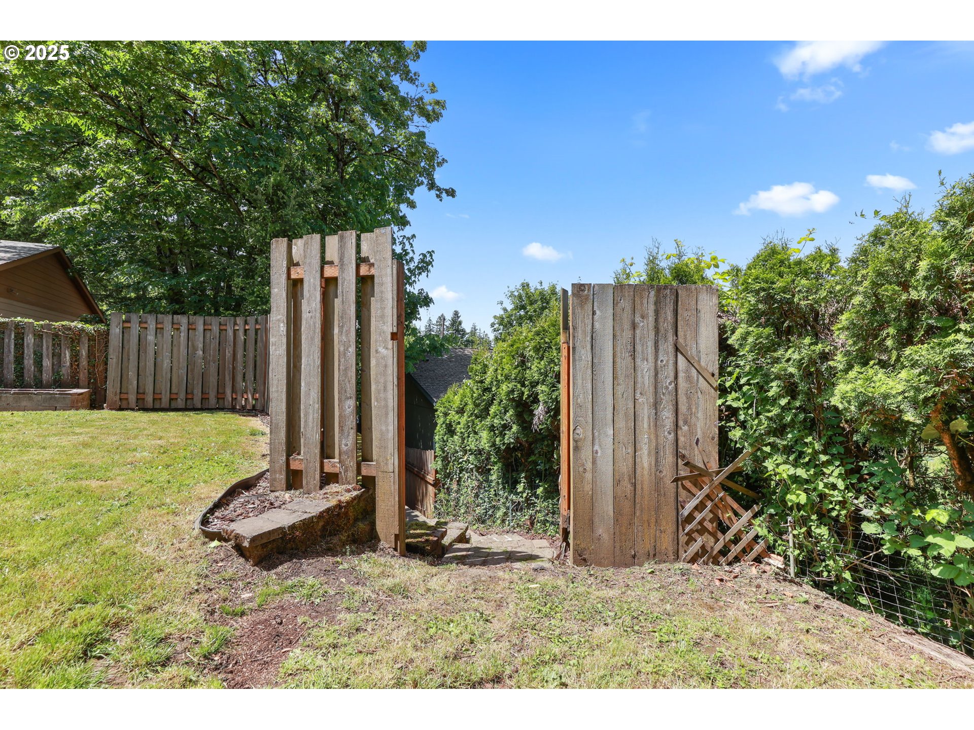 4867 Southwest Taylors Ferry Road Portland, OR 97219 - Photo 44 of 47 Gallery Image 44