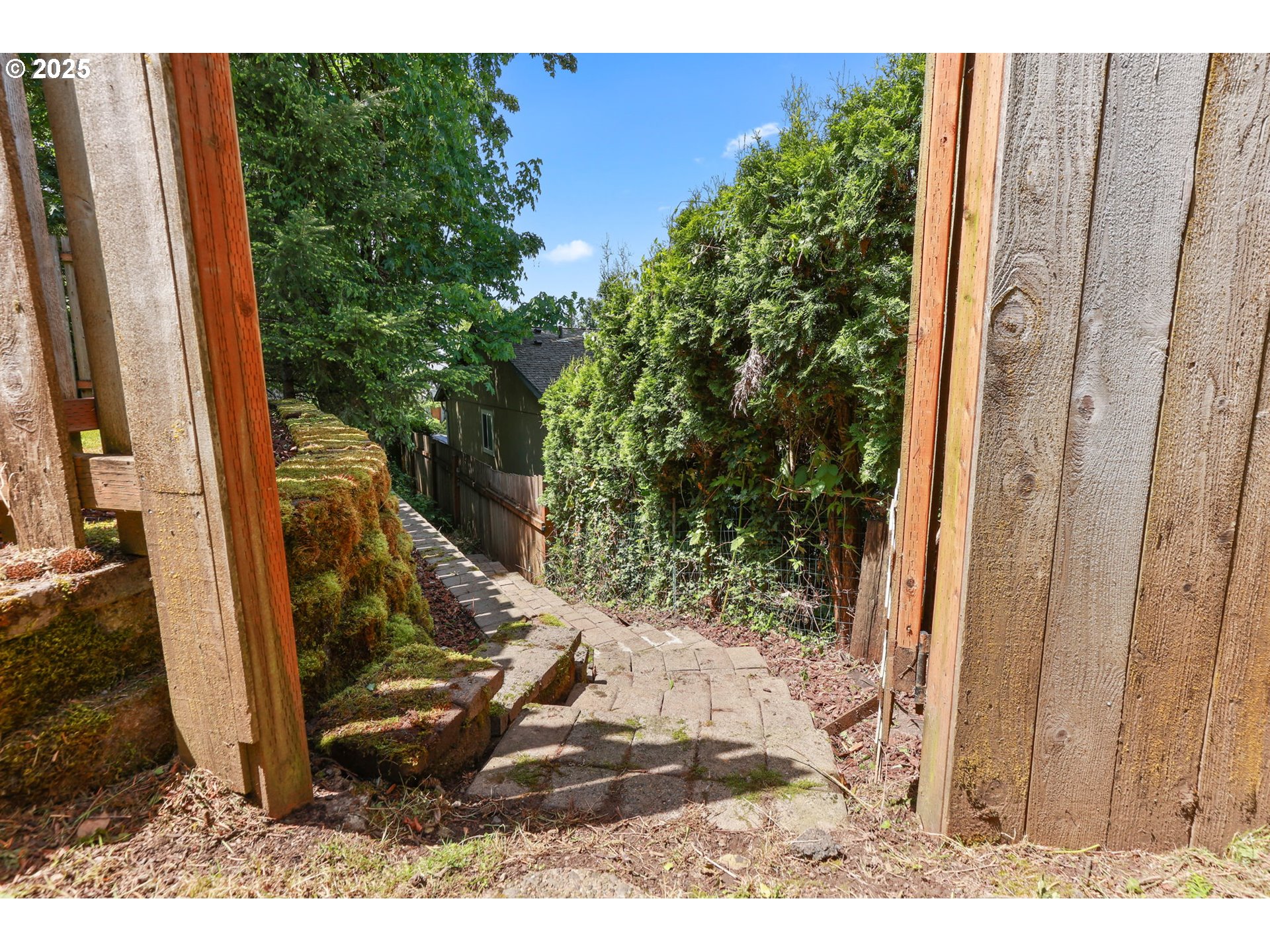 4867 Southwest Taylors Ferry Road Portland, OR 97219 - Photo 45 of 47 Gallery Image 45