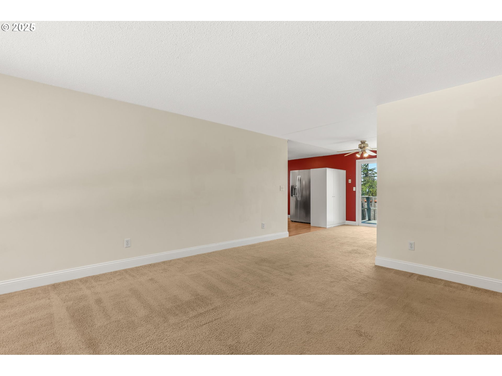 4867 Southwest Taylors Ferry Road Portland, OR 97219 - Photo 6 of 47 Gallery Image 6