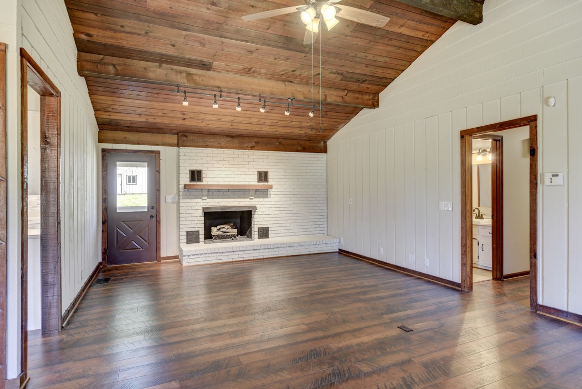2400 Raspberry Lane Lebanon, TN 37087 - Photo 11 of 42 Gallery Image 11