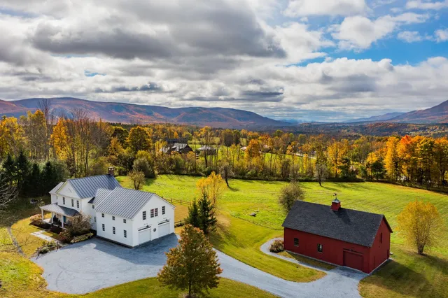 $2,068,000 | 743 Green Peak Orchard Road, Manchester, VT 05255