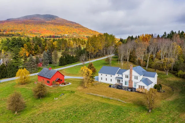 $2,068,000 | 743 Green Peak Orchard Road, Manchester, VT 05255