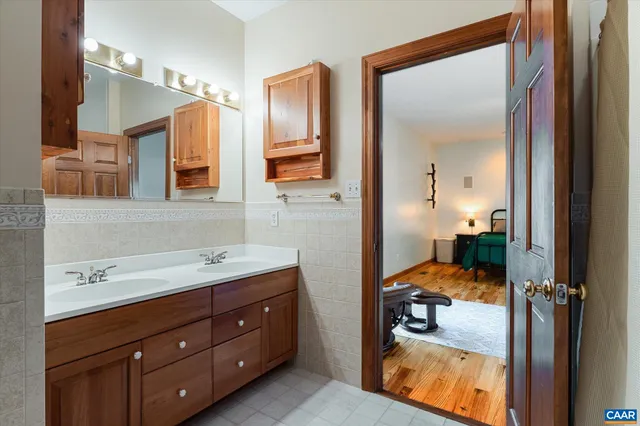 $1,125,000 | 27233 Horseshoe Road, Culpeper, VA 22701