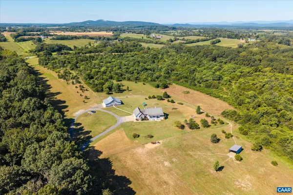$1,049,000 | 27233 Horseshoe Road, Culpeper, VA 22701