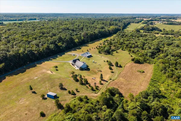 $1,049,000 | 27233 Horseshoe Road, Culpeper, VA 22701