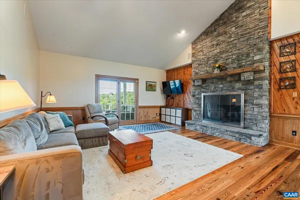 $1,049,000 | 27233 Horseshoe Road, Culpeper, VA 22701