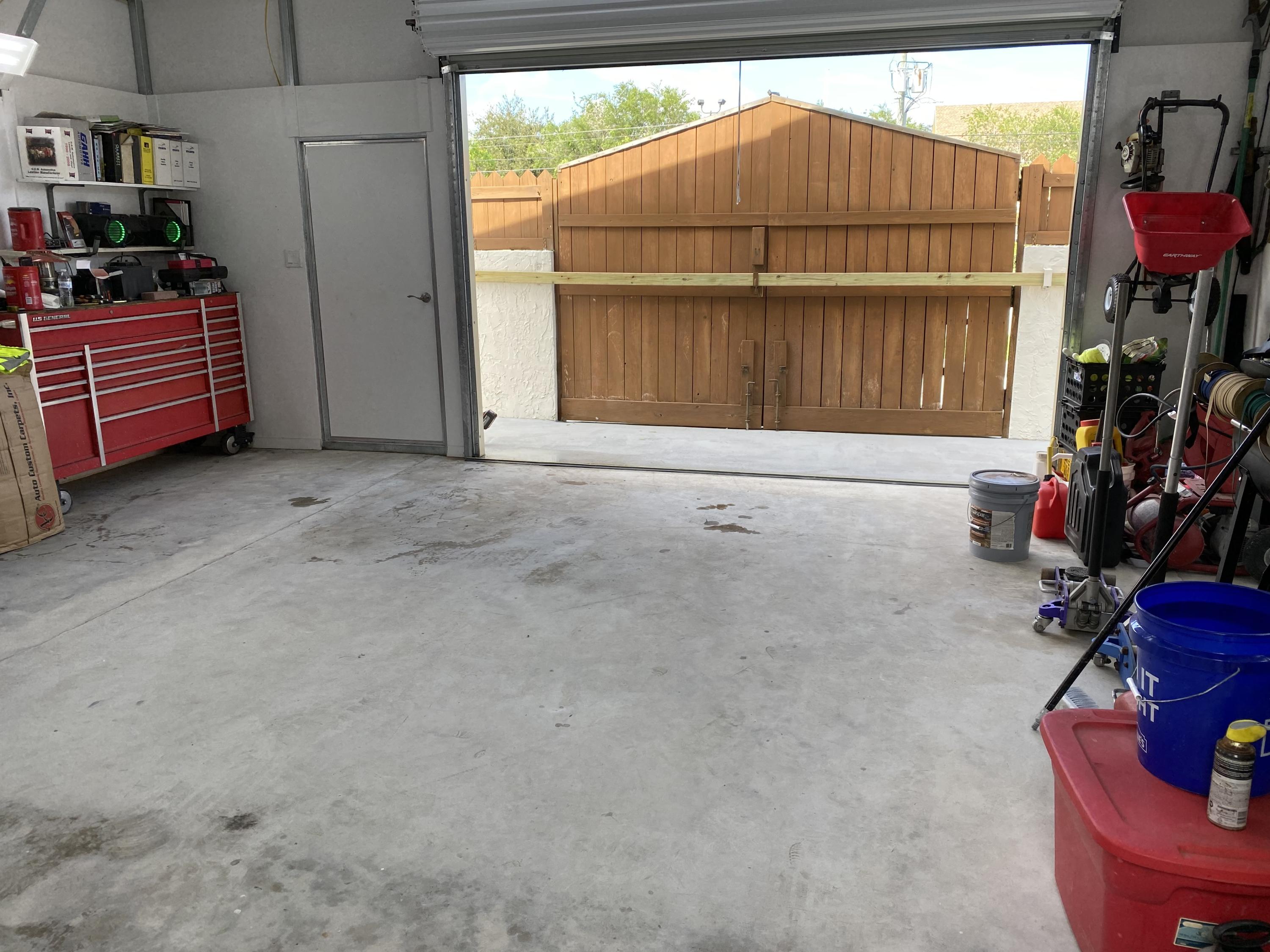 10093 Windtree Lane Boca Raton, FL 33428 - Photo 33 of 40 Garage Interior