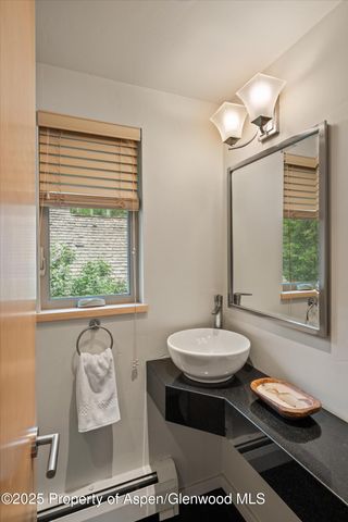 $7,900,000 | 322 Park Avenue, Aspen, CO 81611