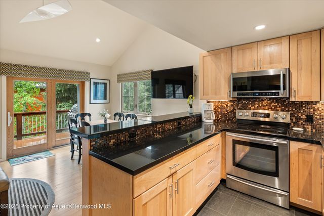 $7,900,000 | 322 Park Avenue, Aspen, CO 81611