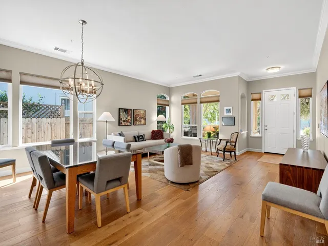 $999,000 | 26 Hahnemann Lane, Napa, CA 94558