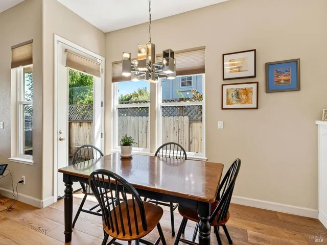 $999,000 | 26 Hahnemann Lane, Napa, CA 94558