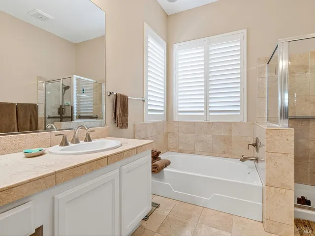 $999,000 | 26 Hahnemann Lane, Napa, CA 94558