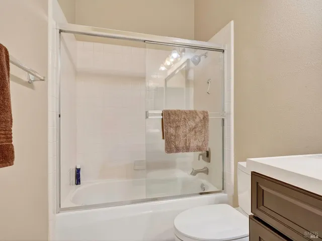 $999,000 | 26 Hahnemann Lane, Napa, CA 94558