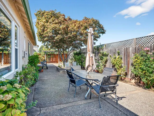 $999,000 | 26 Hahnemann Lane, Napa, CA 94558
