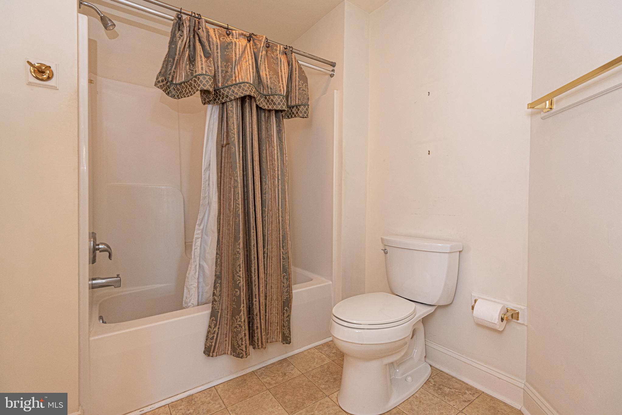 6023 Tarry Town Road Salisbury, MD 21801 - Photo 32 of 61 Elegant bathroom with classic touches.