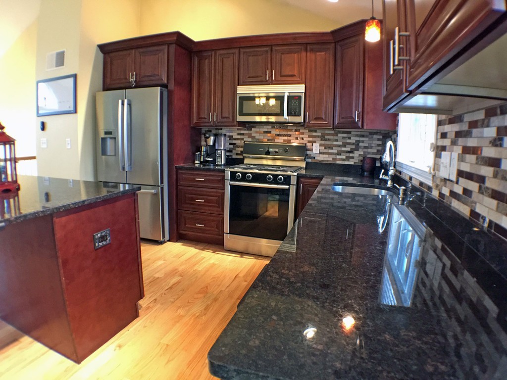 244 Whitefield Street Fall River, MA 02721 - Photo 6 of 20