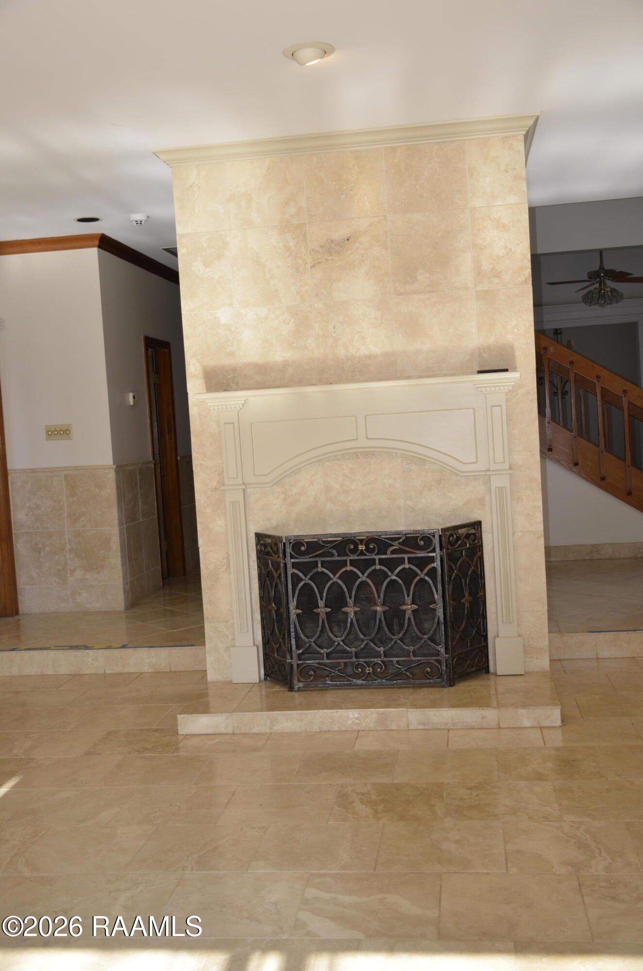 101 Hunters Hollow Lafayette, LA 70508 - Photo 15 of 49 Greatroom fireplace