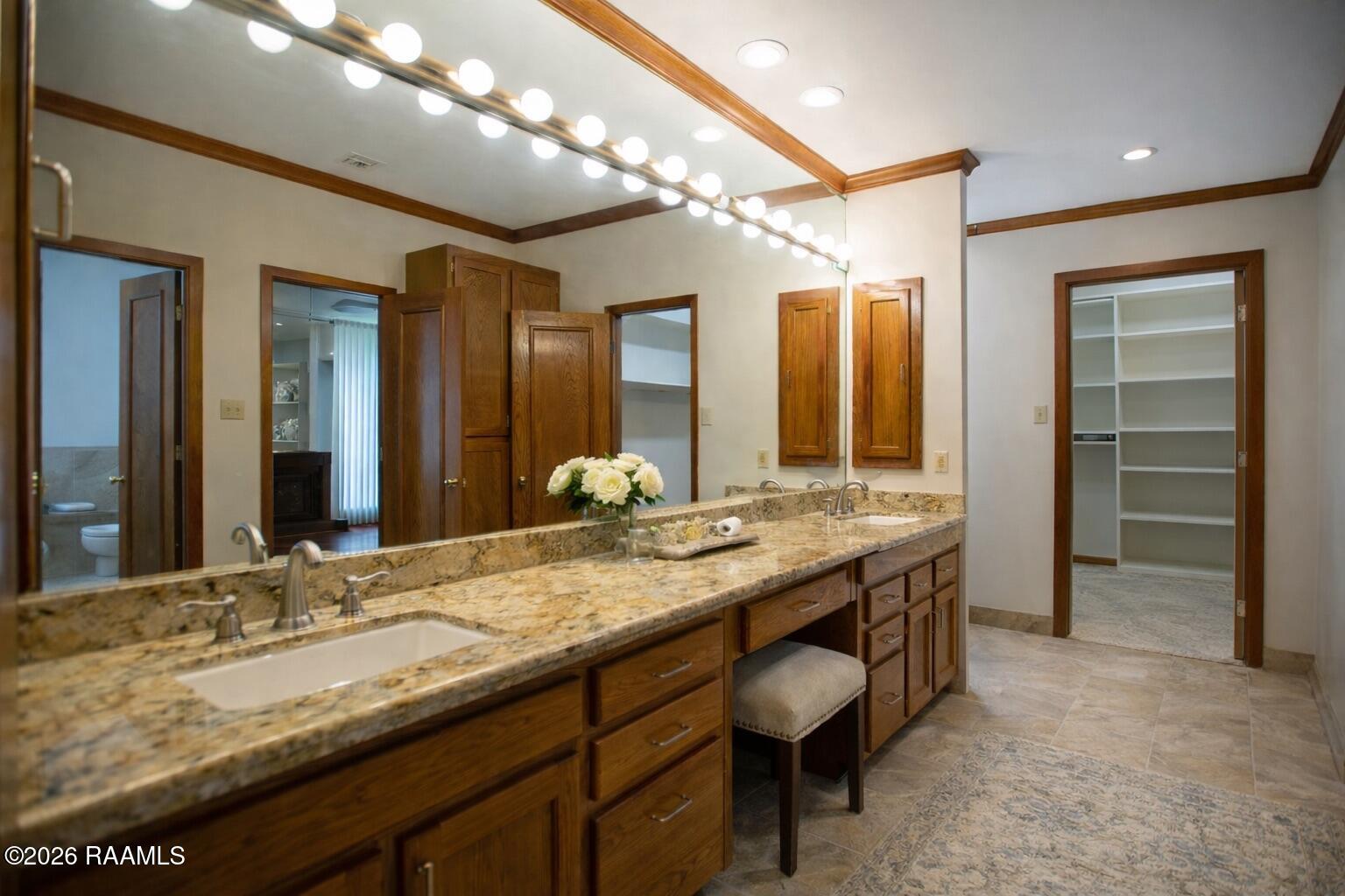 101 Hunters Hollow Lafayette, LA 70508 - Photo 22 of 49 Master bathroom