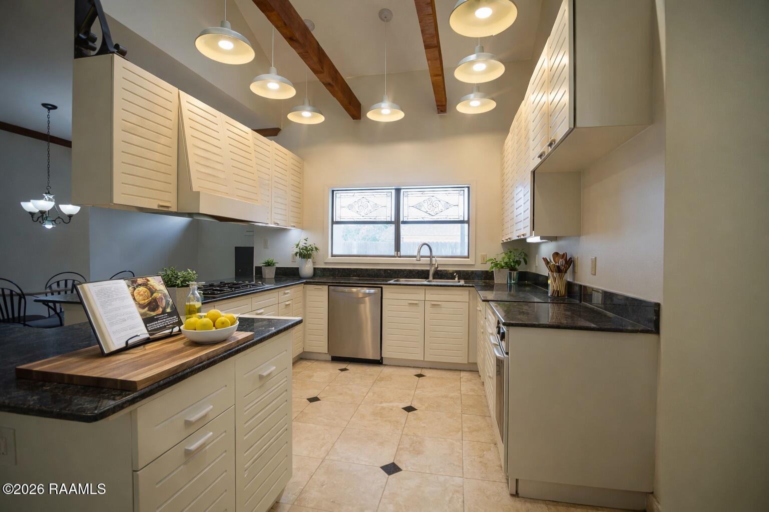 101 Hunters Hollow Lafayette, LA 70508 - Photo 26 of 49 Kitchen