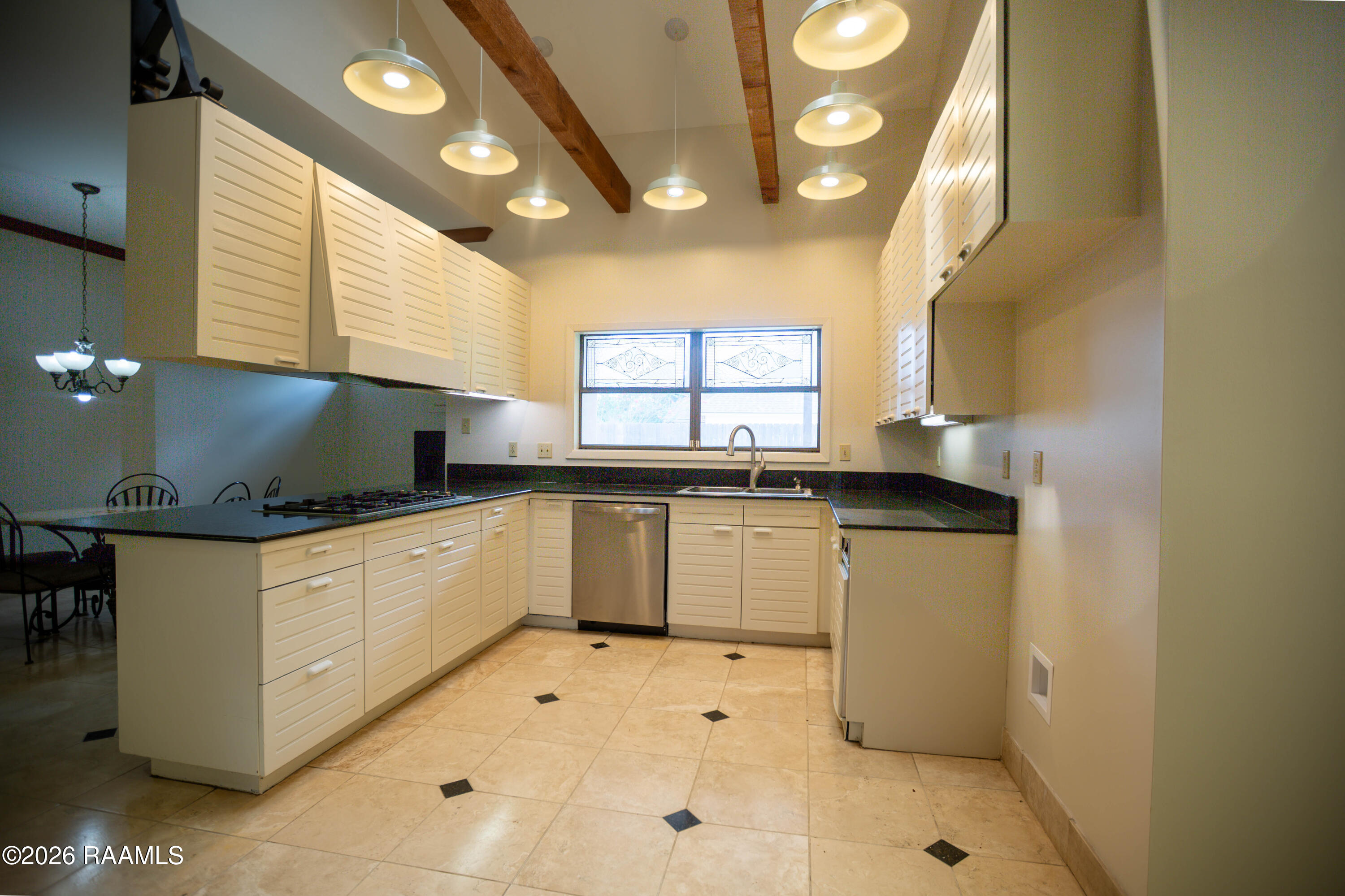 101 Hunters Hollow Lafayette, LA 70508 - Photo 27 of 49 Kitchen