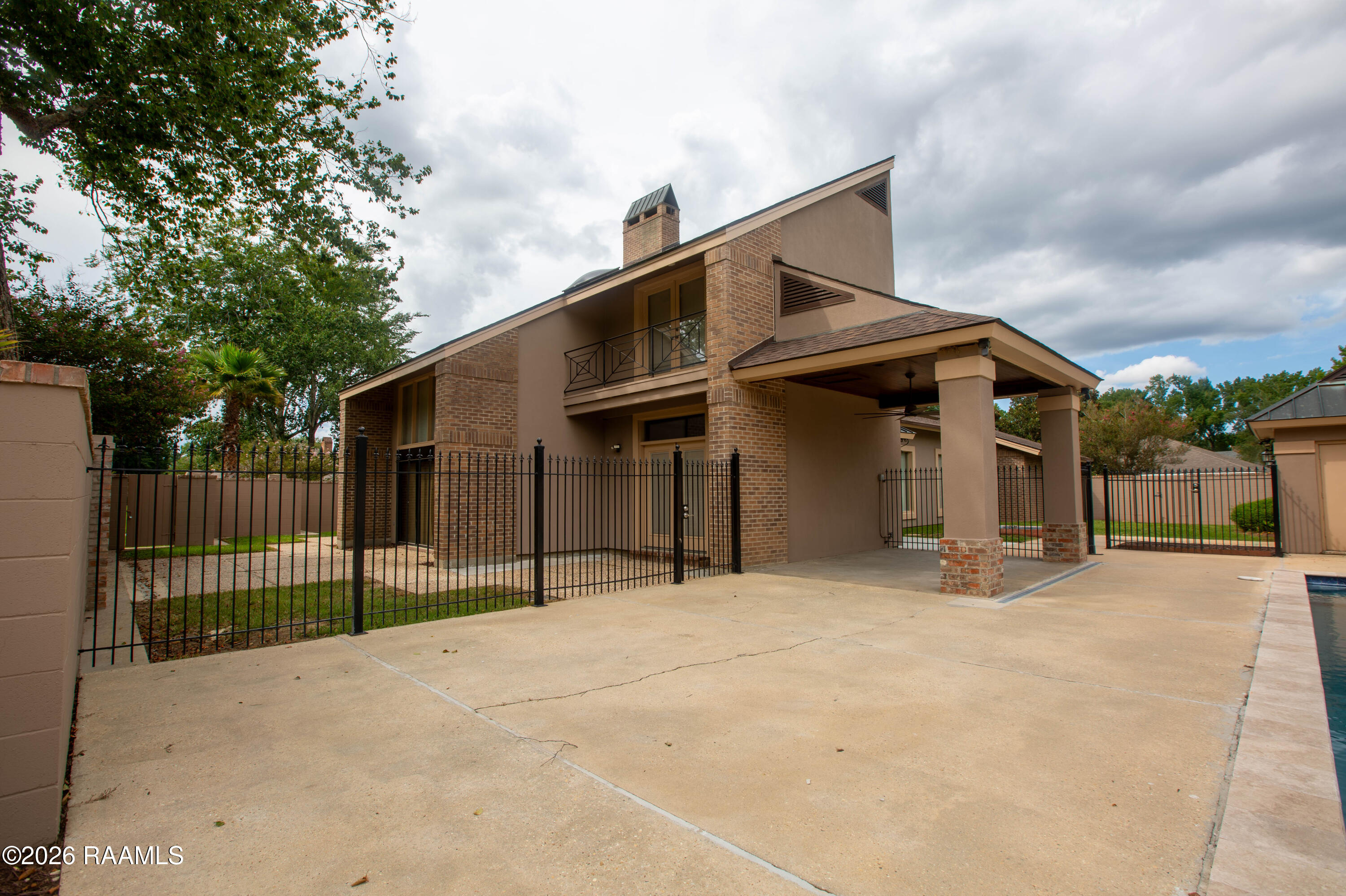 101 Hunters Hollow Lafayette, LA 70508 - Photo 47 of 49 Pool and entertainment area
