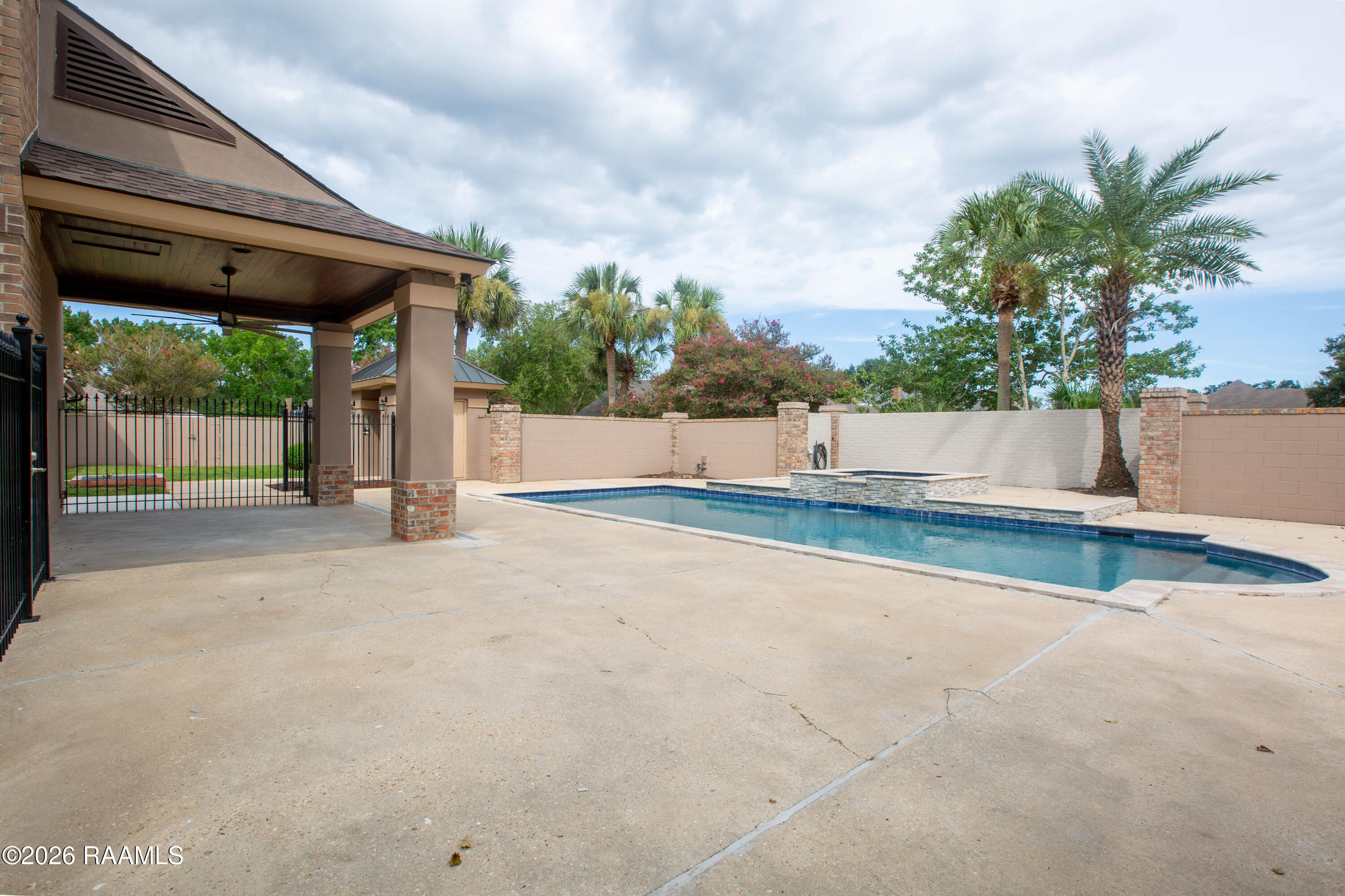 101 Hunters Hollow Lafayette, LA 70508 - Photo 49 of 49 Pool and entertainment area