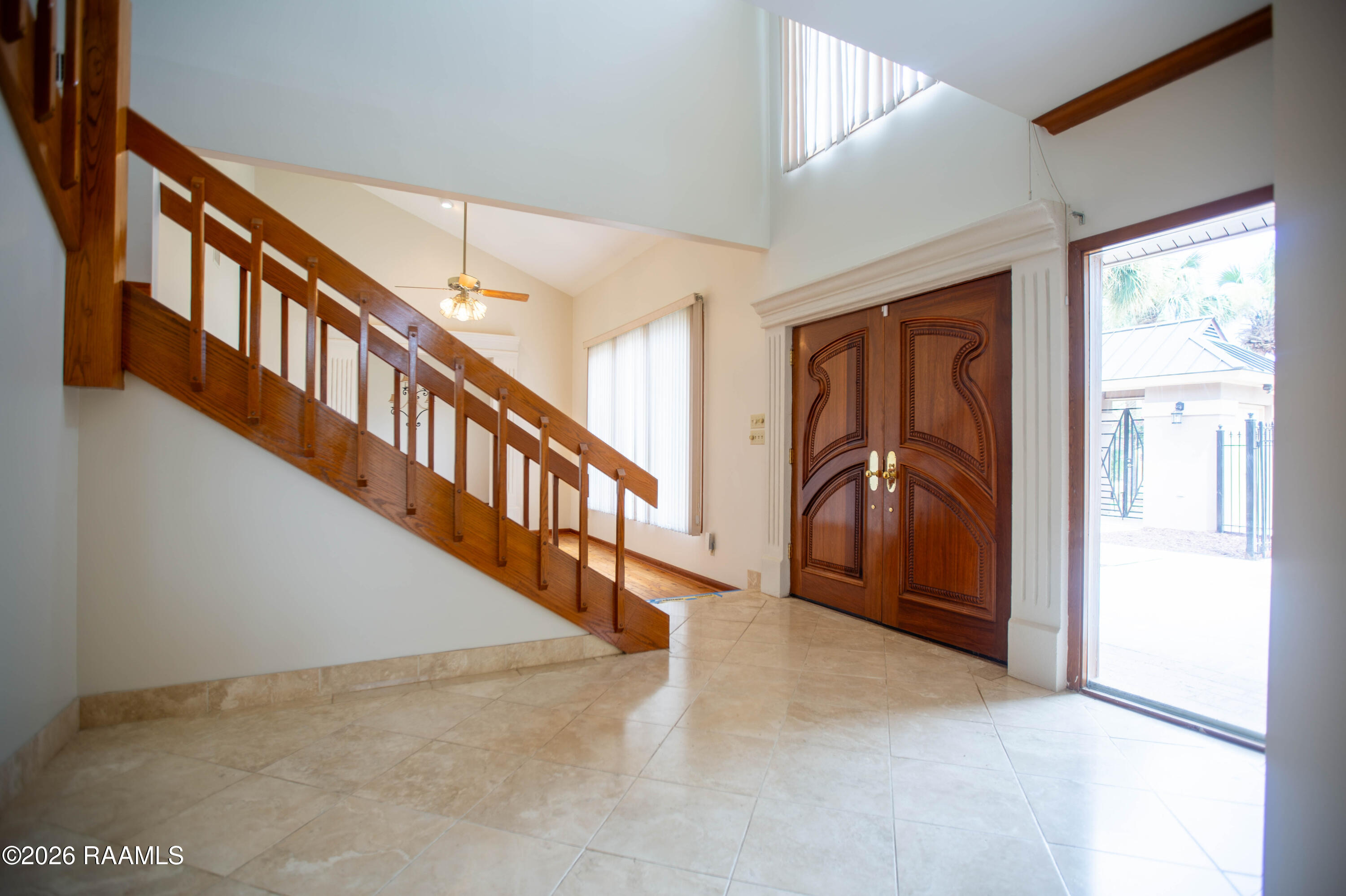 101 Hunters Hollow Lafayette, LA 70508 - Photo 7 of 49 Foyer